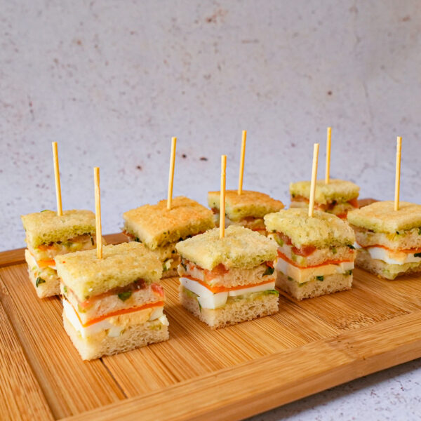 Mini-clubs-sandwichs-veggie
