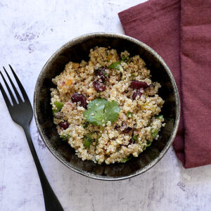 Livraison repas entreprise de la salade quinoa aux agrumes entrée